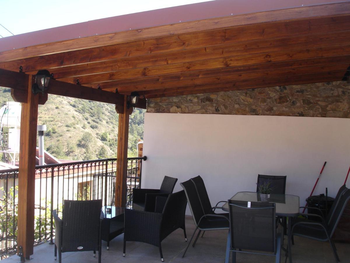 Love Holiday Suite 1 Tris Elies Esterno foto
