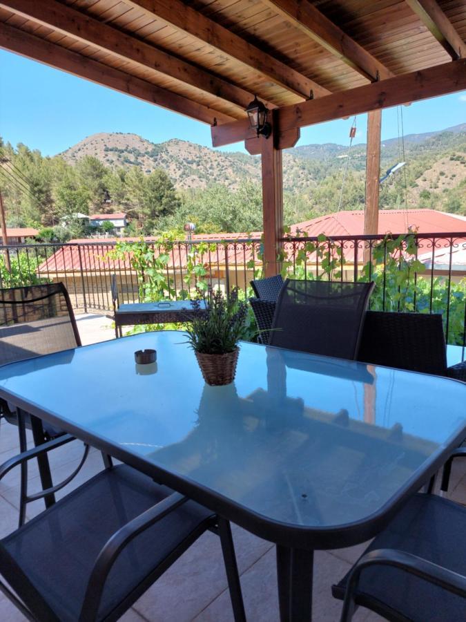 Love Holiday Suite 1 Tris Elies Esterno foto